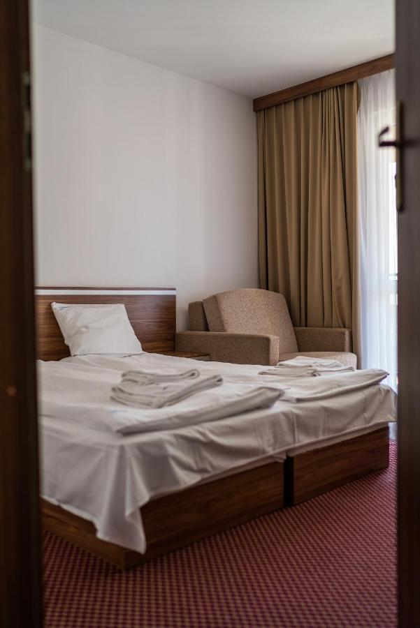 Bed and Breakfast Adamar Jastrzębia Góra Exterior foto